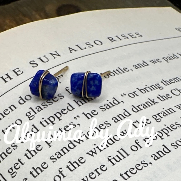 Lapis lazuli stud earrings bohemian - Picture 1 of 4